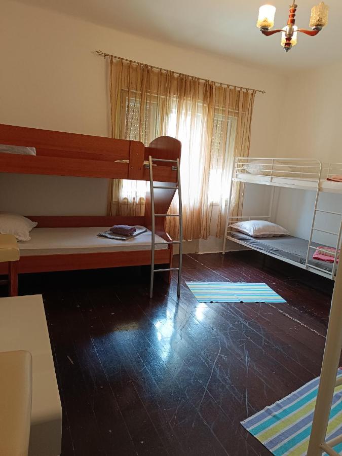 Rooms Macho Men Split Buitenkant foto